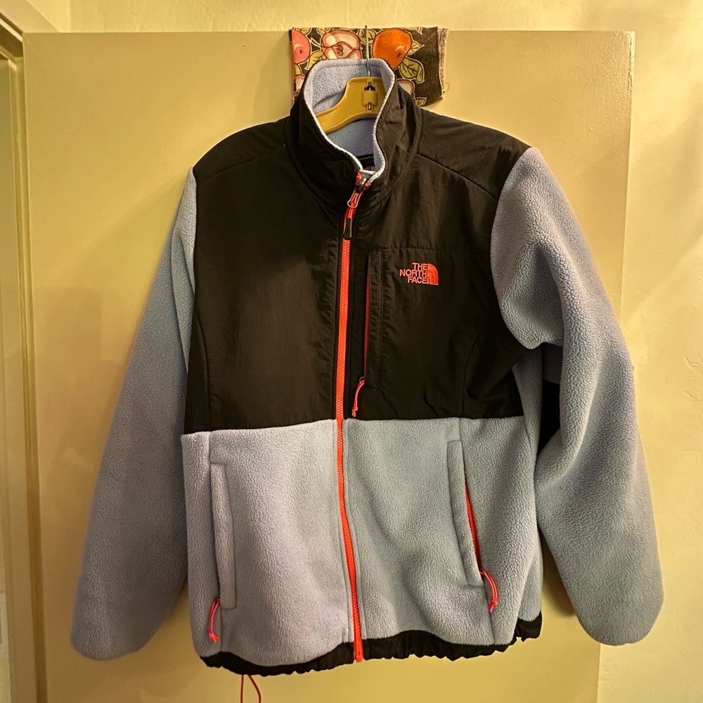 Women’s Fleece North Face Zip Up